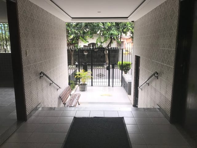 Foto do Apartamento - Apartamento à Venda, Na Rua Irutim, de fundos com 132 m² composto de 3 quartos sendo 1 suite com armarios e vaga de garagem. Penha Circular, Rio de Janeiro, RJ | Hilmar