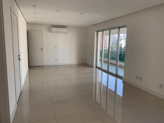 Apartamento com 132m² 2 quartos e 3 banheiros, à venda, no bairro Vila Andrade em São Paulo