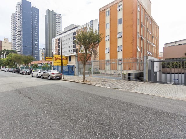 Apartamento 3 quartos e 2 banheiros, à venda, no bairro Rebouças em Curitiba