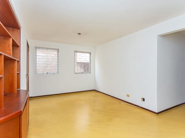 Apartamento 3 quartos e 2 banheiros, à venda, no bairro Rebouças em Curitiba