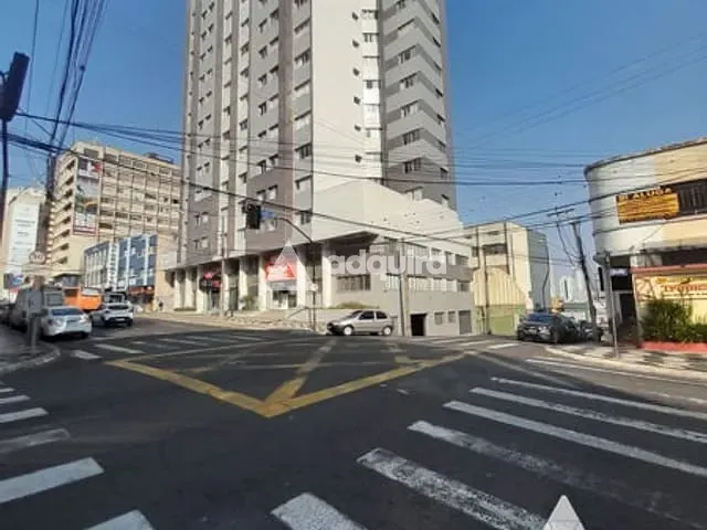 Apartamento com 98m² 3 quartos e 2 banheiros, à venda, no bairro Centro em Ponta Grossa