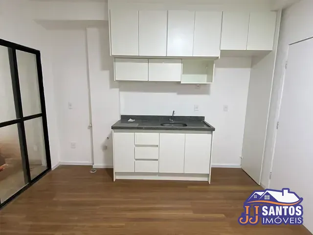 Apartamento 1 quarto e 1 banheiro, à venda ou para alugar, no bairro Quarta Parada em São Paulo