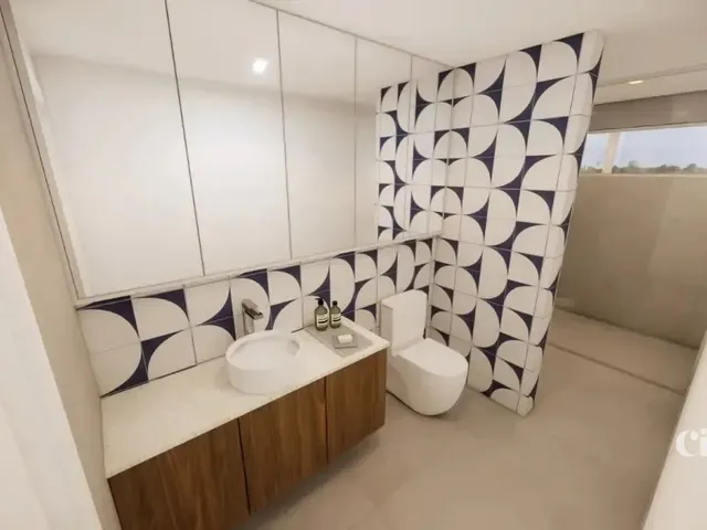 Apartamento 3 quartos e 4 banheiros, à venda, no bairro Alto da XV em Curitiba