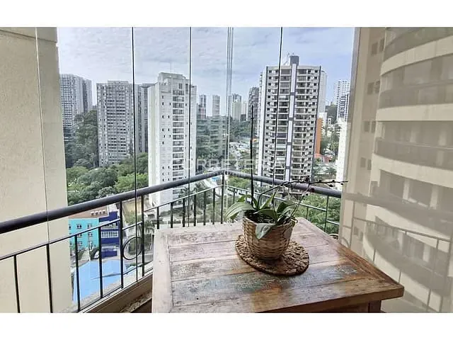 Apartamento 3 quartos e 3 banheiros, à venda, no bairro Vila Andrade em São Paulo