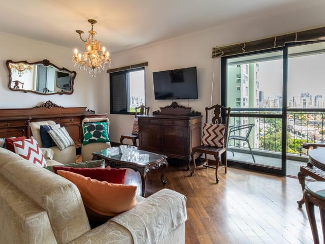 Foto do Apartamento - Apartamento para venda em Moema com 2 quartos, sendo 2 suítes , 95m² | Lares e Andares Imóveis