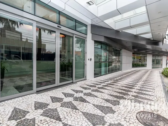 Apartamento 1 quarto e 1 banheiro, à venda, no bairro Centro em Curitiba