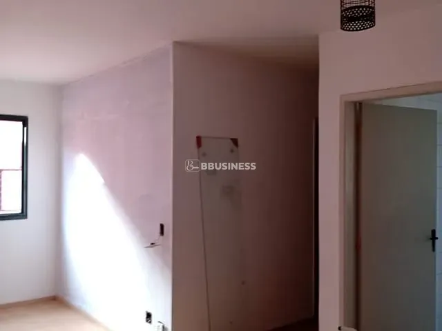 Apartamento 2 quartos e 1 banheiro, à venda, no bairro Vila Erna em São Paulo