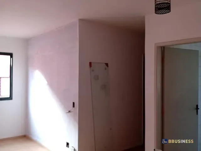 Apartamento 2 quartos e 1 banheiro, à venda, no bairro Vila Erna em São Paulo
