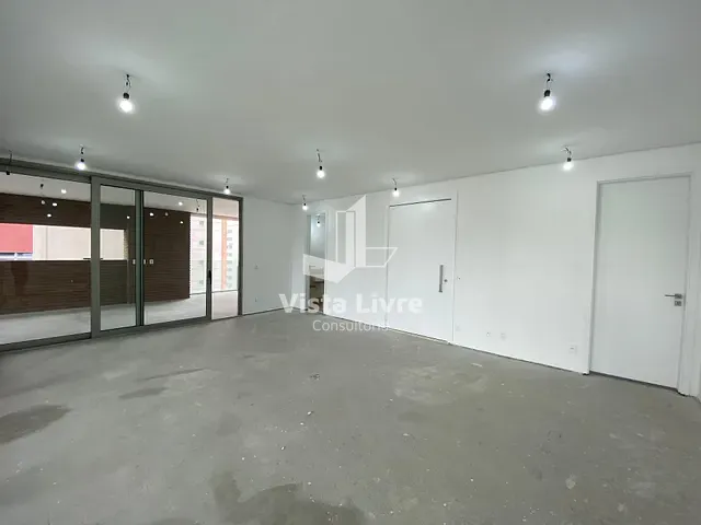 Apartamento com 335m² 4 quartos e 7 banheiros, à venda, no bairro Itaim Bibi em São Paulo