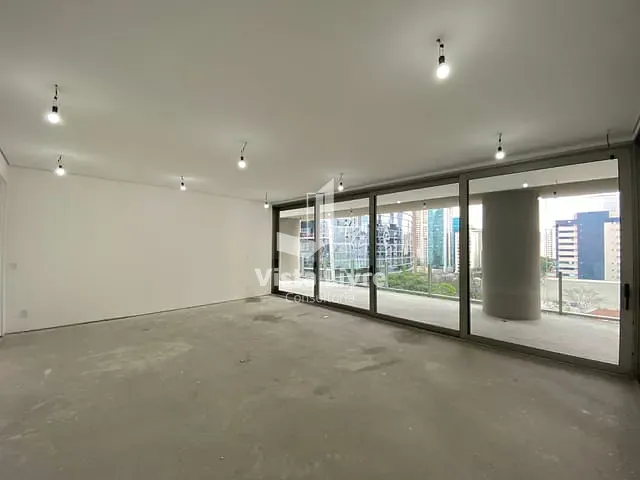 Apartamento com 335m² 4 quartos e 7 banheiros, à venda, no bairro Itaim Bibi em São Paulo