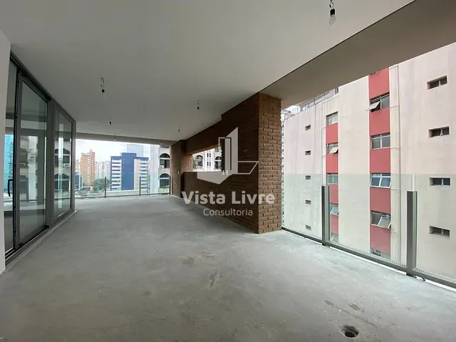 Apartamento com 335m² 4 quartos e 7 banheiros, à venda, no bairro Itaim Bibi em São Paulo