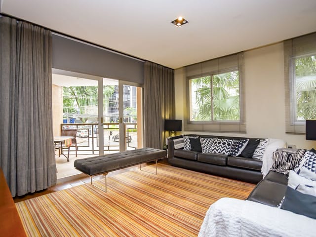 Apartamento 3 quartos e 4 banheiros, à venda, no bairro Batel em Curitiba