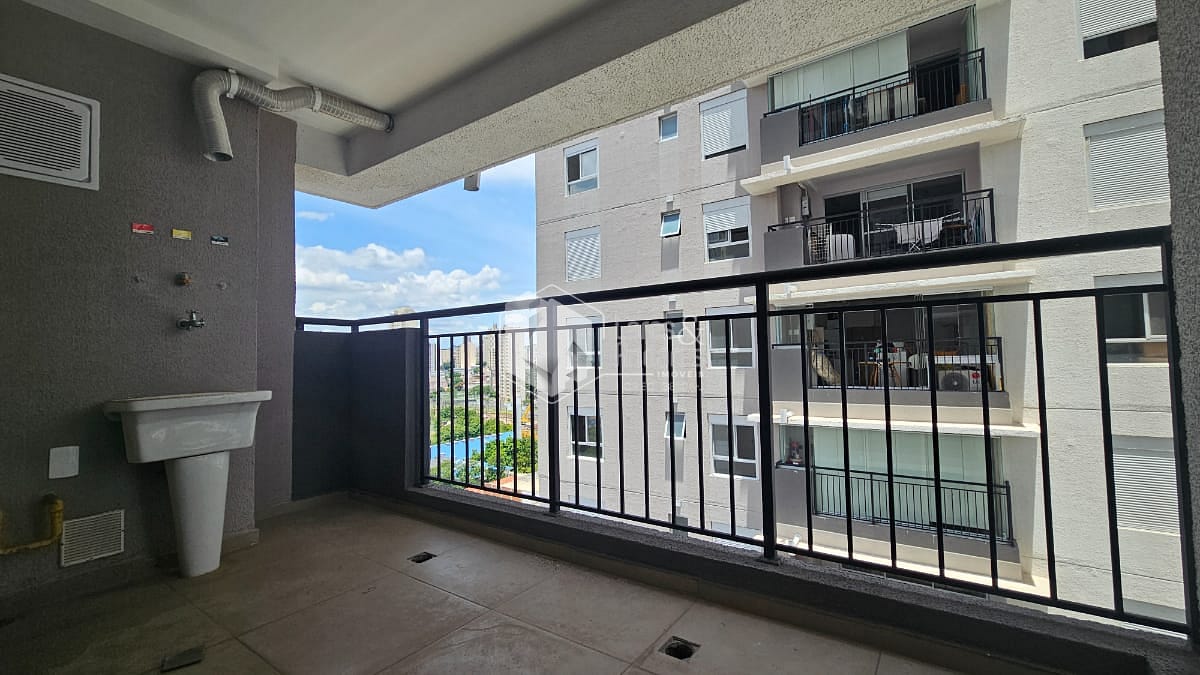 Apartamento à venda com 2 quartos, 42m² - Foto 3