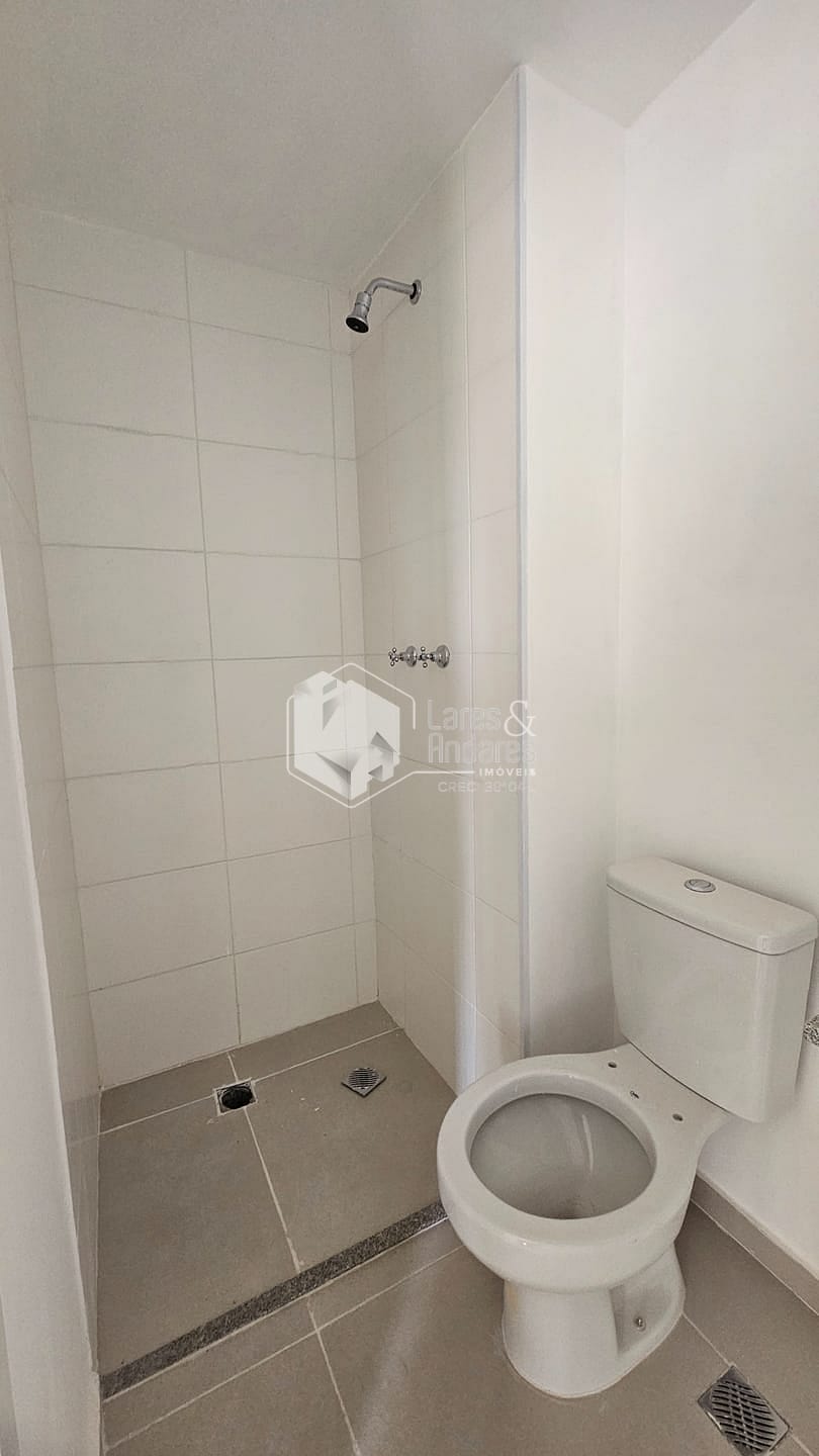 Apartamento à venda com 2 quartos, 42m² - Foto 12