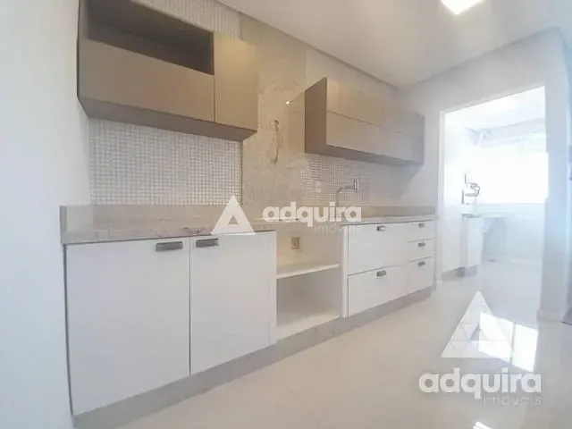 Apartamento 2 quartos e 2 banheiros, à venda, no bairro Centro em Ponta Grossa