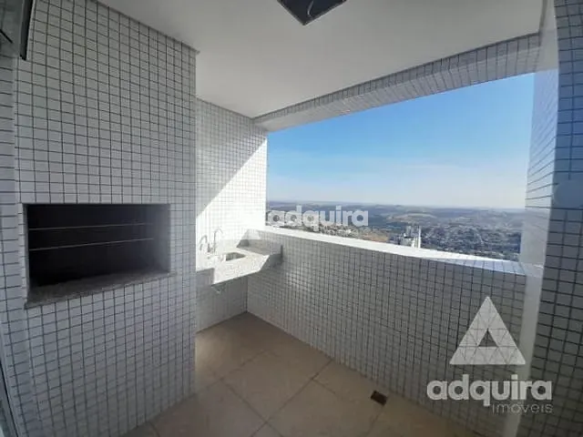 Apartamento com 201m² 3 quartos e 2 banheiros, à venda, no bairro Centro em Ponta Grossa