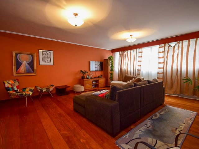 Apartamento 3 quartos e 4 banheiros, à venda, no bairro Água Verde em Curitiba
