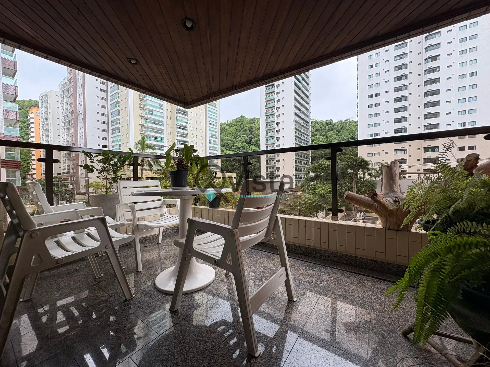 Apartamento, 3 quartos, 140 m² - Foto 1