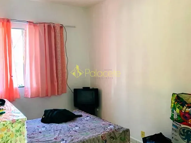 Apartamento 2 quartos e 1 banheiro, à venda, no bairro Jardim Regina em Pindamonhangaba