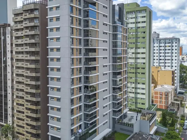 Apartamento 3 quartos e 4 banheiros, à venda, no bairro Água Verde em Curitiba