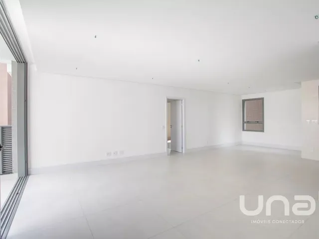 Apartamento 3 quartos e 4 banheiros, à venda, no bairro Água Verde em Curitiba