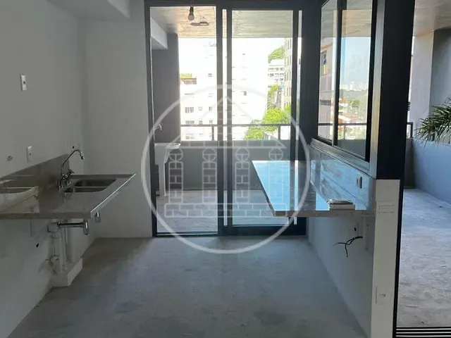 Apartamento 1 quarto e 2 banheiros, à venda, no bairro Vila Pompeia em São Paulo