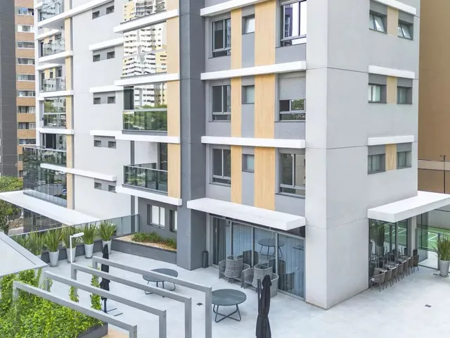 Apartamento 3 quartos e 4 banheiros, à venda, no bairro Água Verde em Curitiba