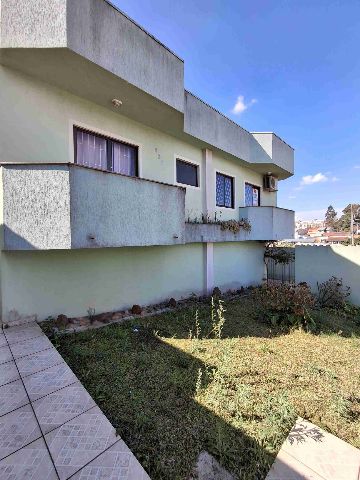Apartamento à Venda na Vila Santa Helena com 2 Dormitórios (1 com Closet) e 2 Vagas – Próximo ao Tozetto