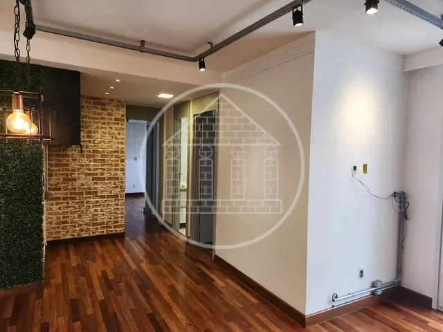 Apartamento 2 quartos e 2 banheiros, à venda, no bairro Jardim Prudência em São Paulo