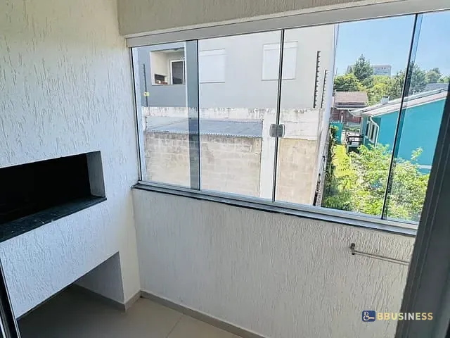 Apartamento 2 quartos e 1 banheiro, à venda, no bairro Nossa Senhora das Graças em Caxias do Sul