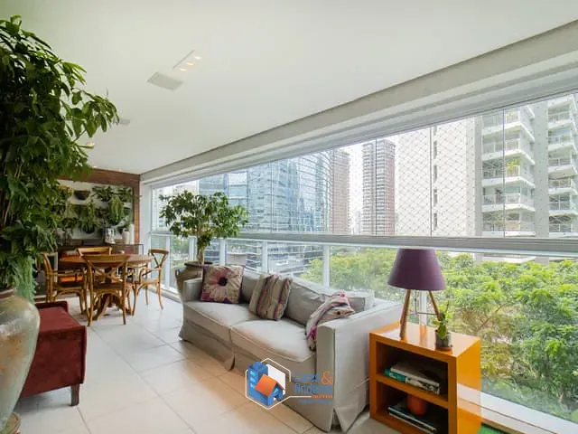 Apartamento com 600m² 4 quartos e 5 banheiros, à venda, no bairro Itaim Bibi em São Paulo