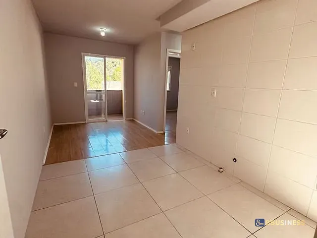 Apartamento 2 quartos e 1 banheiro, à venda, no bairro São Luiz em Caxias do Sul