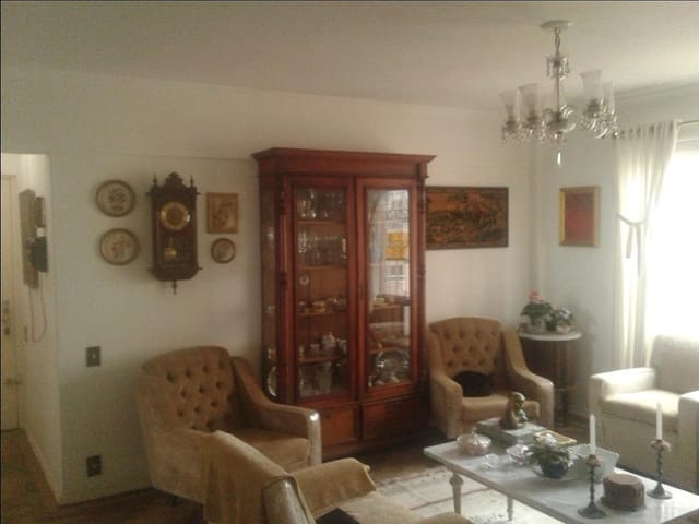 Apartamento com 155m² 3 quartos e 3 banheiros, à venda, no bairro Centro em Pelotas