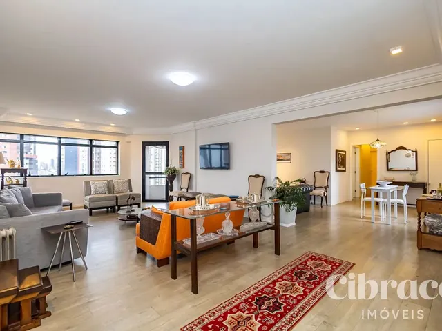 Apartamento 3 quartos e 4 banheiros, para alugar, no bairro Água Verde em Curitiba