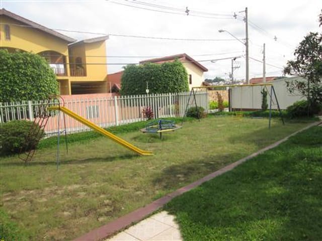 Foto do Apartamento - Apartamento com 2 dormitórios, 63 m² - venda por R$ 190.000,00 ou aluguel por R$ 800,00 - Jardim Gonçalves - Sorocaba/SP | Ary Proenca Negócios Imobiliários Ltda