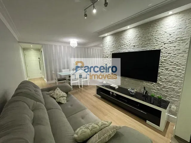 Apartamento com 80m² 3 quartos e 1 banheiro, à venda, no bairro Vila Carrão em São Paulo