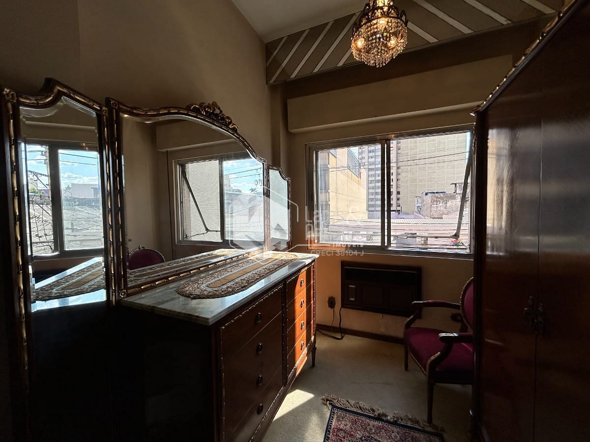 Apartamento à venda com 3 quartos, 160m² - Foto 19