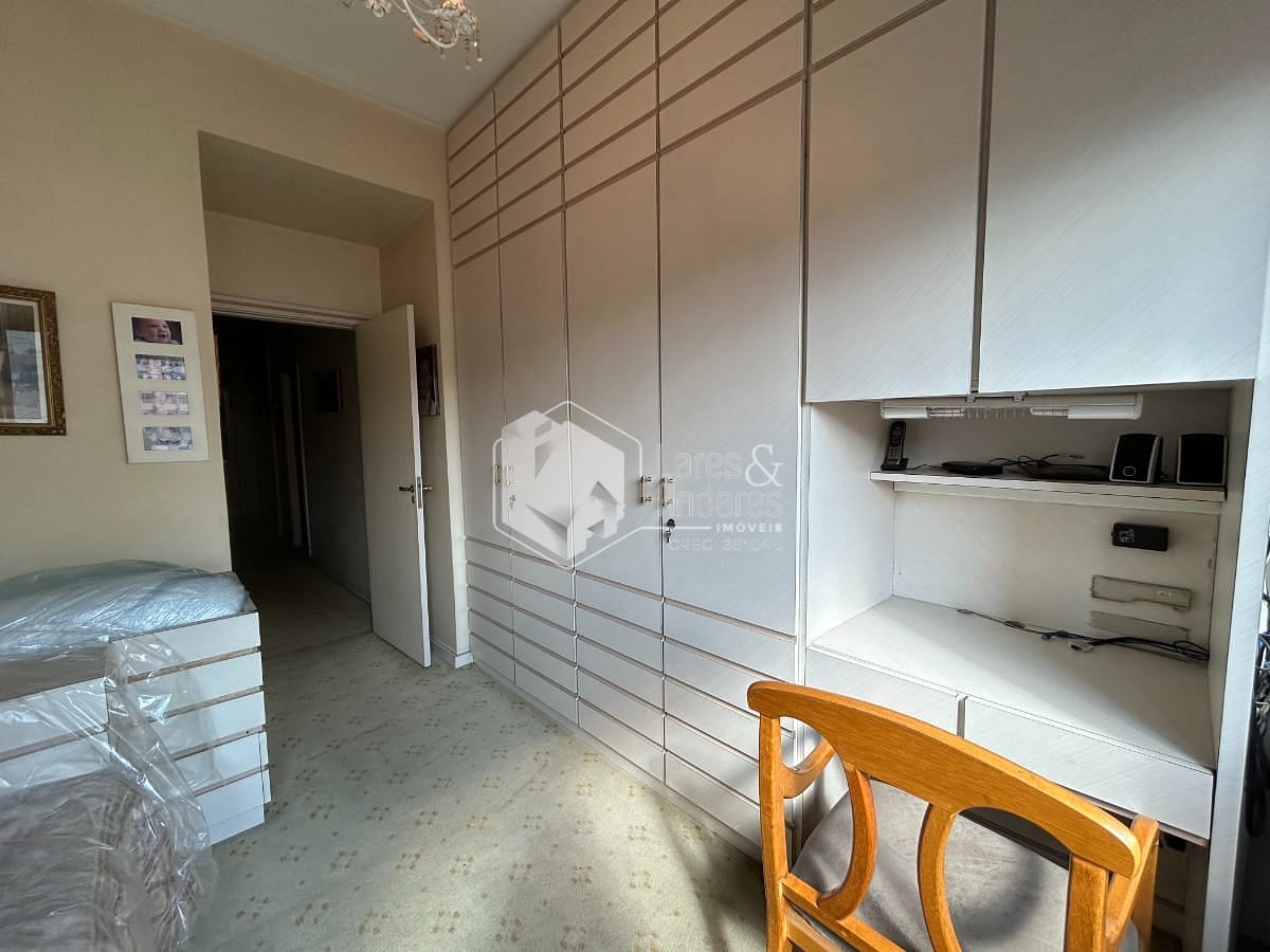Apartamento à venda com 3 quartos, 160m² - Foto 15