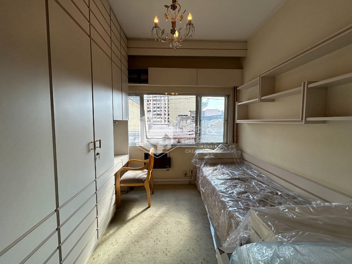 Apartamento à venda com 3 quartos, 160m² - Foto 12