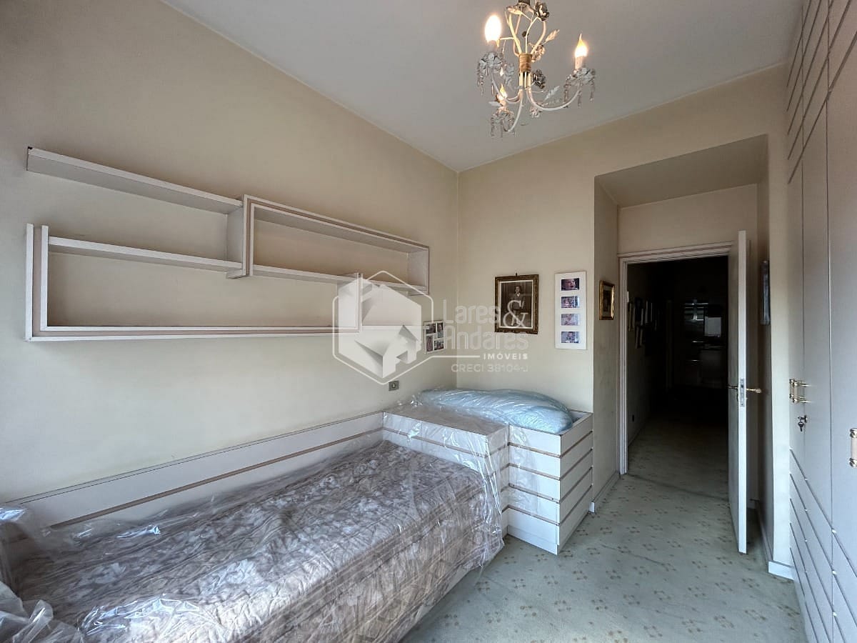 Apartamento à venda com 3 quartos, 160m² - Foto 14