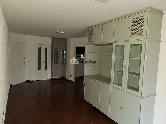 Apartamento 2 quartos e 2 banheiros, à venda, no bairro Cerqueira César em São Paulo