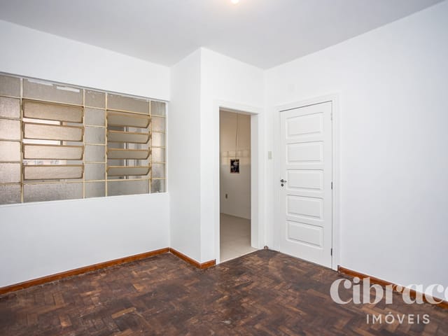 Apartamento 3 quartos e 2 banheiros, para alugar, no bairro São Francisco em Curitiba
