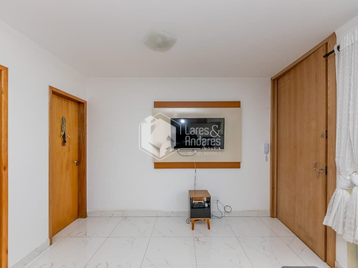 Apartamento à venda com 2 quartos, 39m² - Foto 25