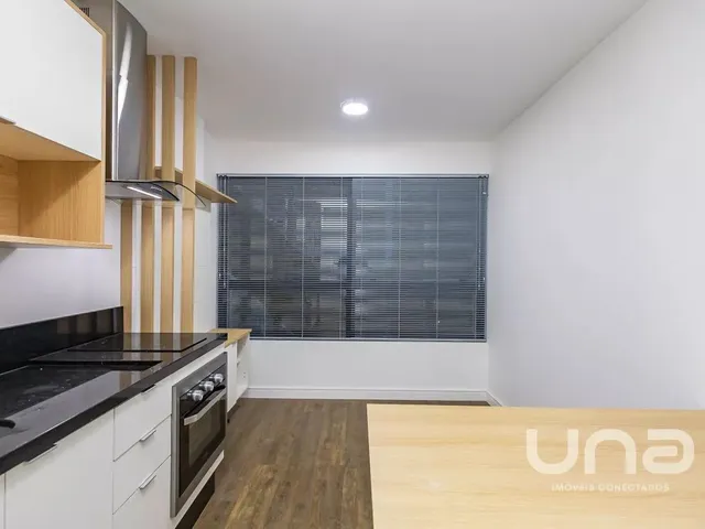 Apartamento 1 quarto e 1 banheiro, para alugar, no bairro Alto da Glória em Curitiba