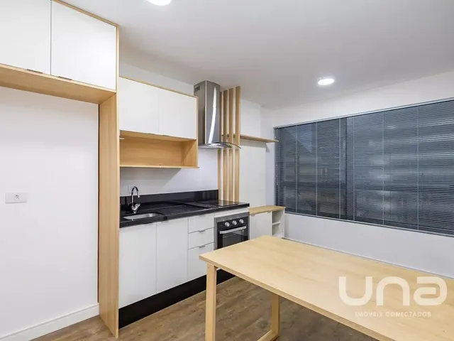 Apartamento 1 quarto e 1 banheiro, para alugar, no bairro Alto da Glória em Curitiba