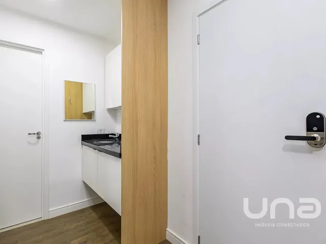 Apartamento 1 quarto e 1 banheiro, para alugar, no bairro Alto da Glória em Curitiba