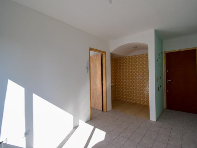 Apartamento 1 quarto e 1 banheiro, para alugar, no bairro Alto da Glória em Curitiba