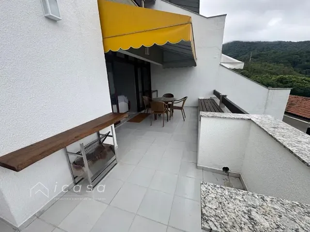 Apartamento com 155m² 3 quartos e 3 banheiros, à venda ou para alugar, no bairro Toninhas em Ubatuba