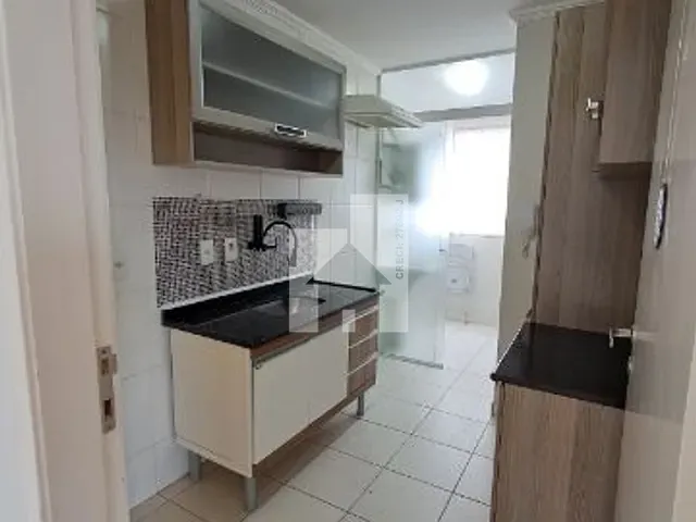 Apartamento 2 quartos e 1 banheiro, à venda, no bairro Caxambu em Jundiaí