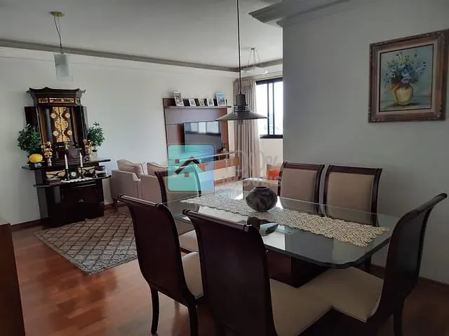Apartamento com 144m² 4 quartos e 2 banheiros, à venda, no bairro Vila Betania em São José dos Campos